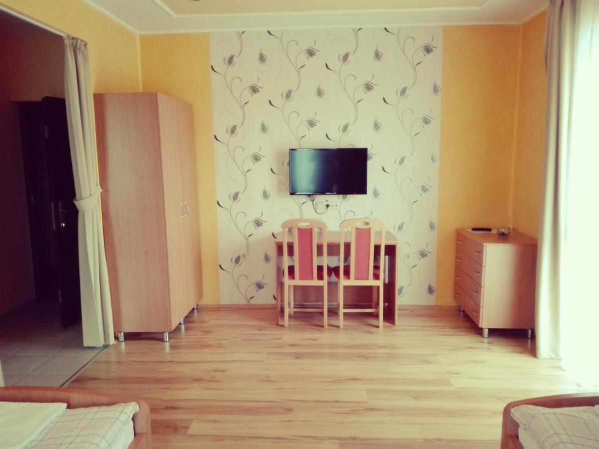 Fonix Apartmanhaz Nagypáli 外观 照片