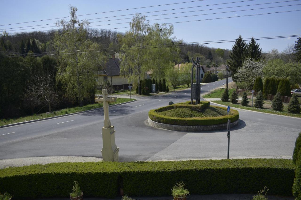 Fonix Apartmanhaz Nagypáli 外观 照片